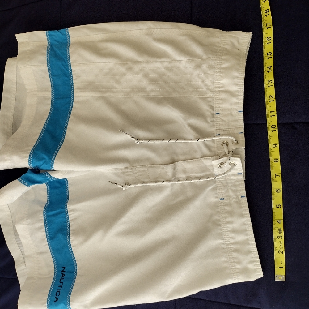 Nautica swim trunks 36